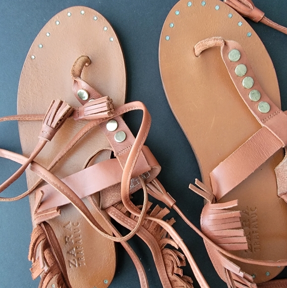 Sandals - Picture 2 of 3